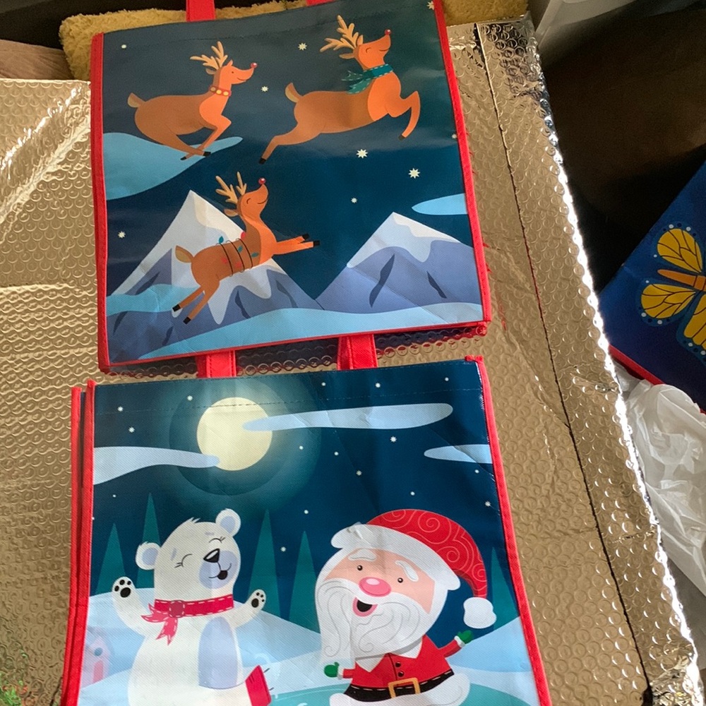 Holiday reusable shopping bags new never used in excellent condition Two bags